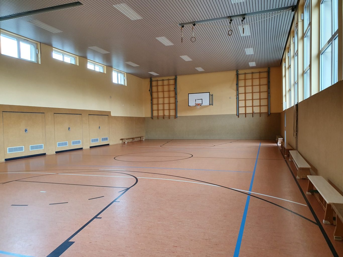 Sporthalle